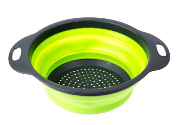Gadgets for the kitchen. Plastic colander Photo Space-Saving Collapsible Colander